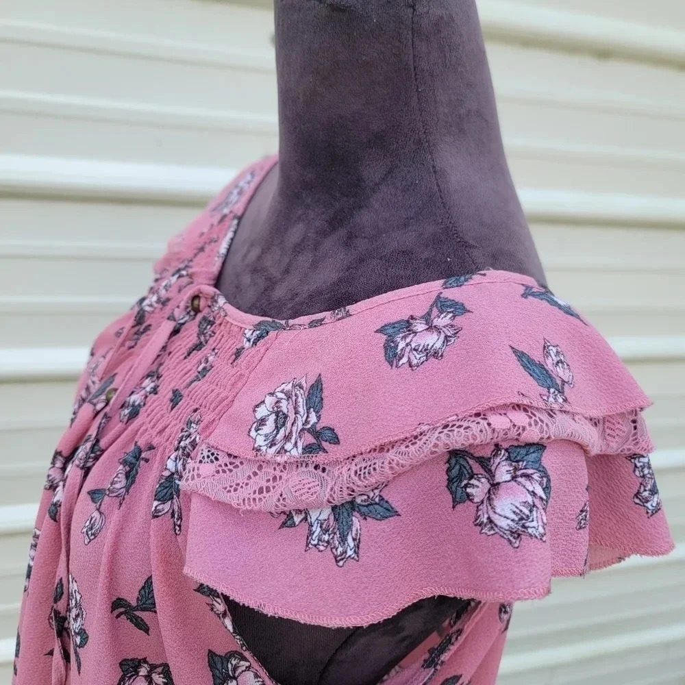 No Boundaries Top Size Junior XL (15-17) Floral Mauve-Blush  Pink Cap Sleeves - Picture 5 of 9